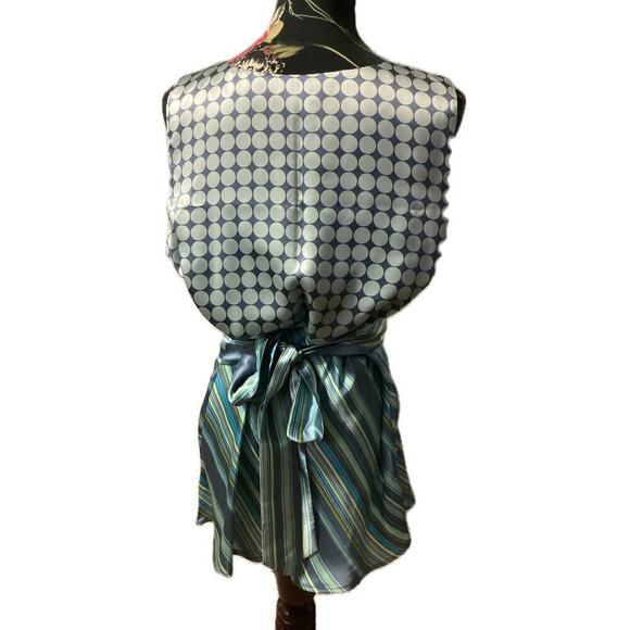 vintage old navy silk sleeveless top spring 2005 - Picture 2 of 4